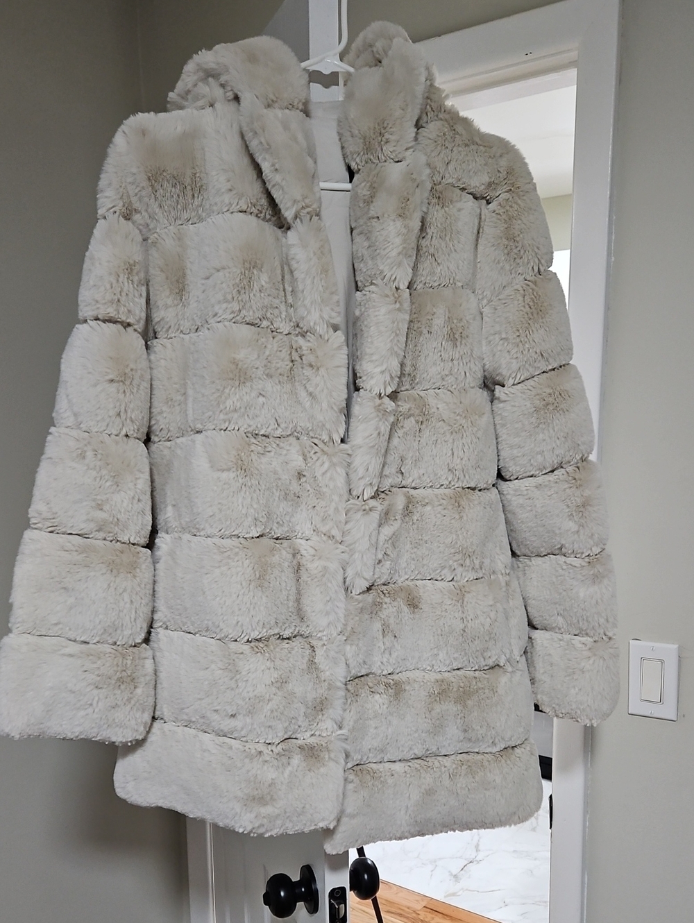 BCBGMAXAZRIA Faux Fur Hooded Coat Cream Medium